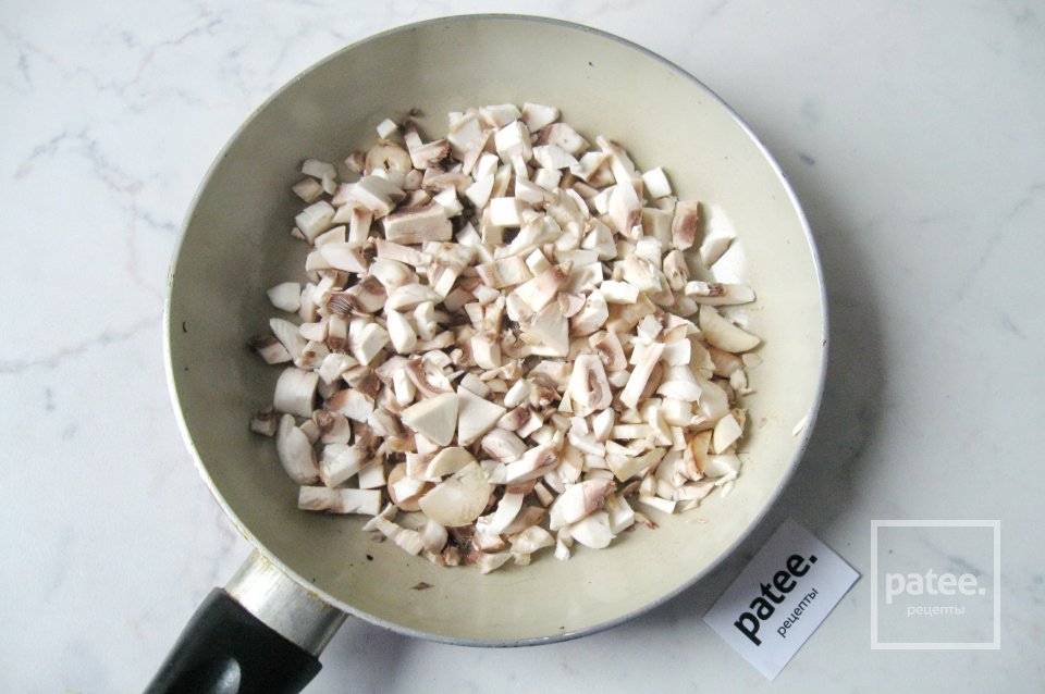 Блинные мешочки с курицей и грибами - Шаг 11