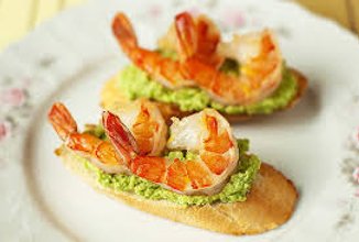 Брускетта с креветками