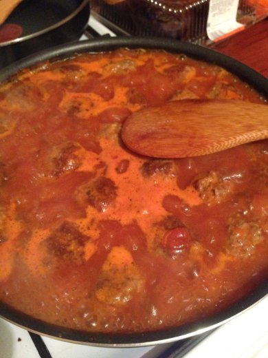 Фрикадельки в томатном соусе - Шаг 1