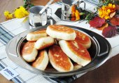 Жареные пирожки с говяжьей печенью и картофелем