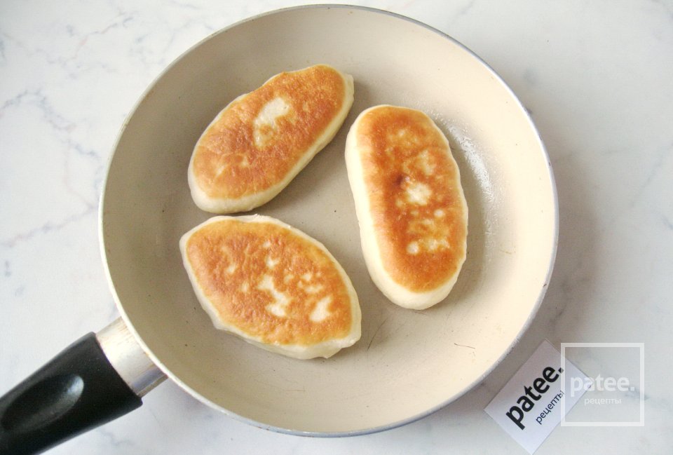 Жареные пирожки с говяжьей печенью и картофелем - Шаг 21