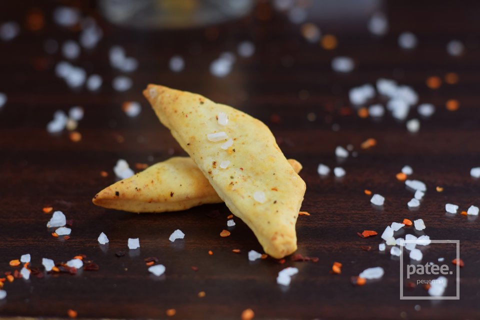  Закусочные крекеры на пиве - Шаг 17