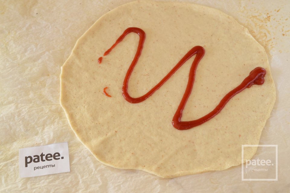 Пицца с салями и моцареллой - Шаг 4