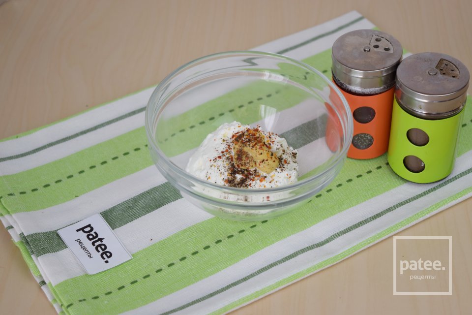 Салат из редиса и огурца - Шаг 4