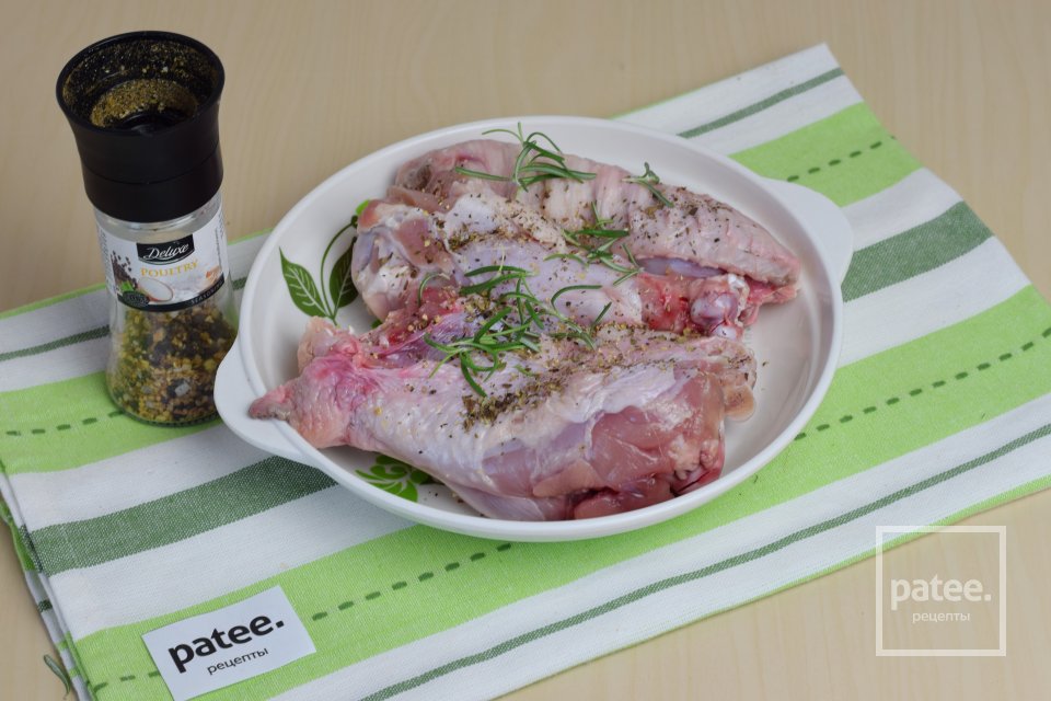 Запеченные крылышки индейки с пармезаном и чесноком - Шаг 5