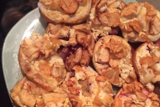 Яблоки с творогом