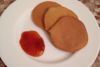 Английские блинчики с абрикосовым джемом
