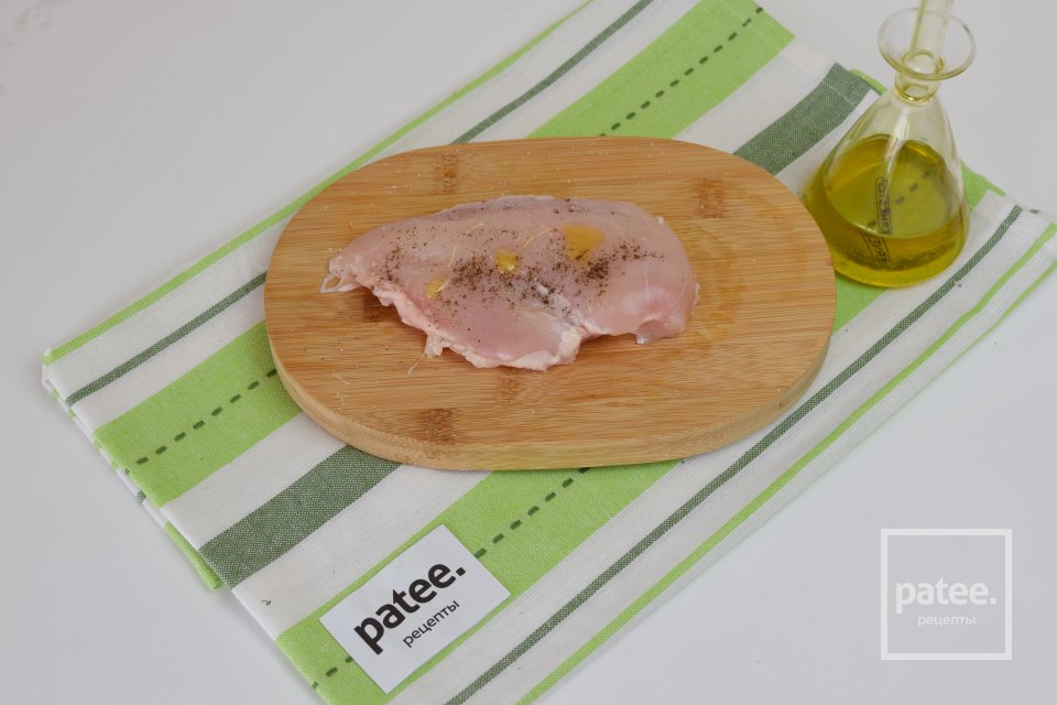 Салат с куриным филе, авокадо и ананасом - Шаг 10