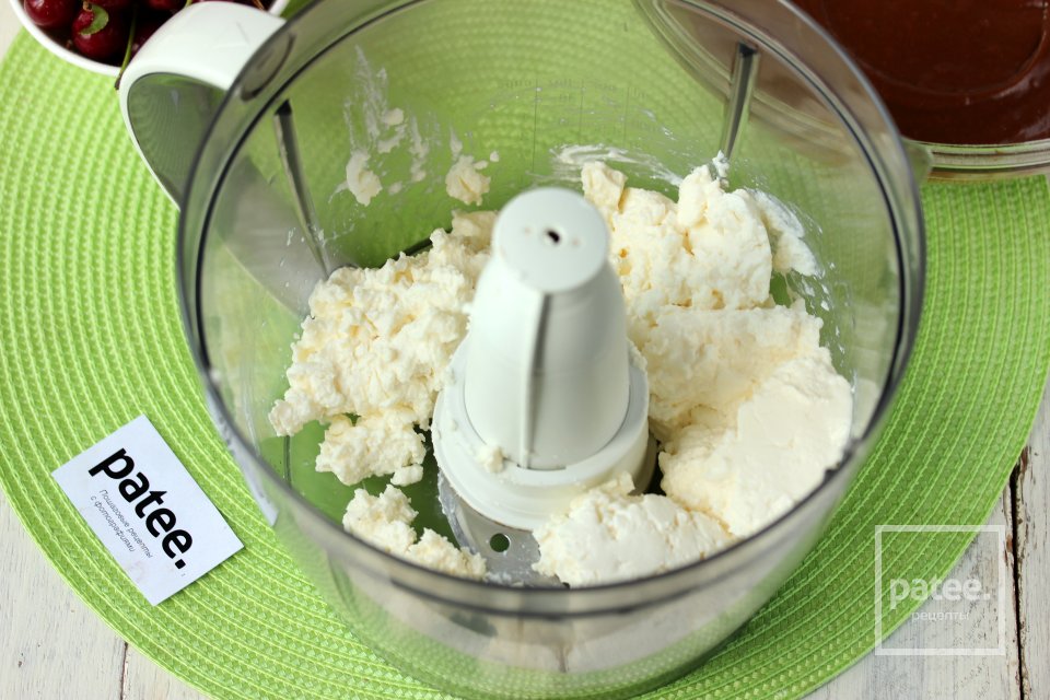 Брауни с творогом и вишней - Шаг 11