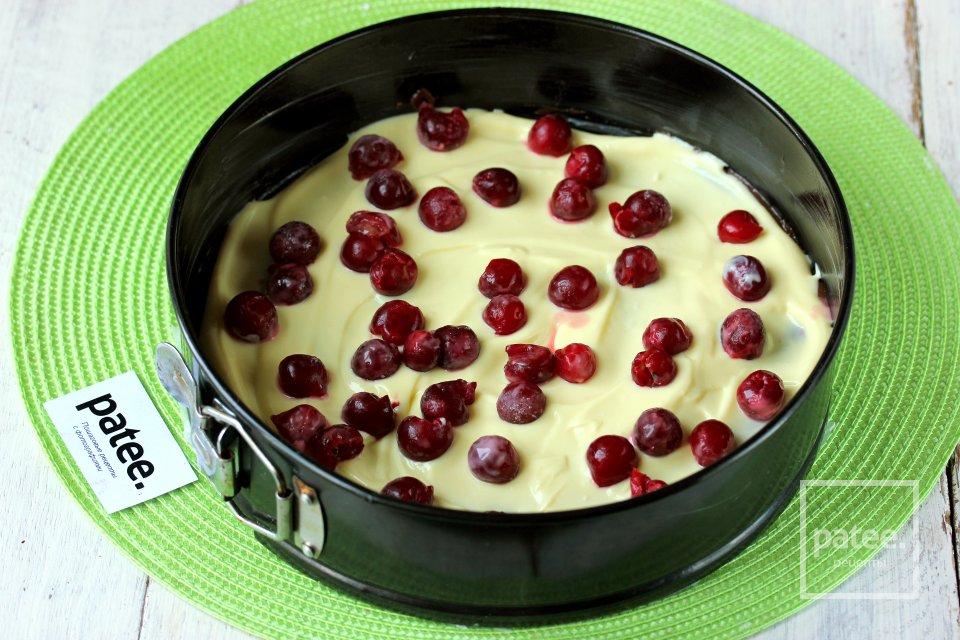 Брауни с творогом и вишней - Шаг 18