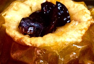 Запечённые яблоки с изюмом и мёдом