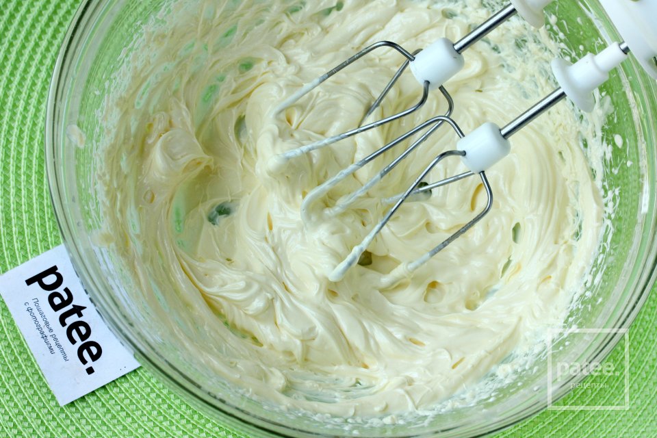 Торт Птичье молоко с клубникой - Шаг 9