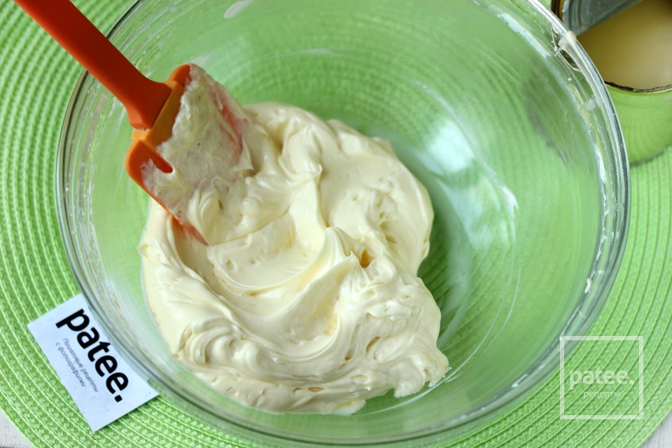 Торт Птичье молоко с клубникой - Шаг 10