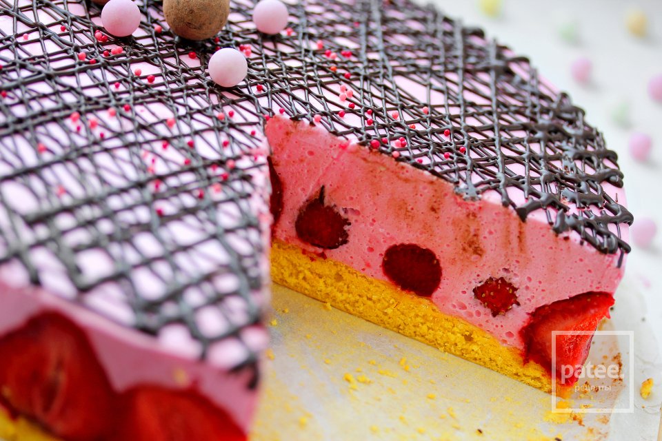 Торт Птичье молоко с клубникой - Шаг 26