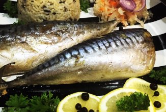 Скумбрия фаршированная лимоном запеченная в фольге