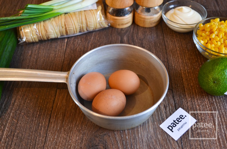 Закусочные тарталетки с салатом из авокадо - Шаг 2