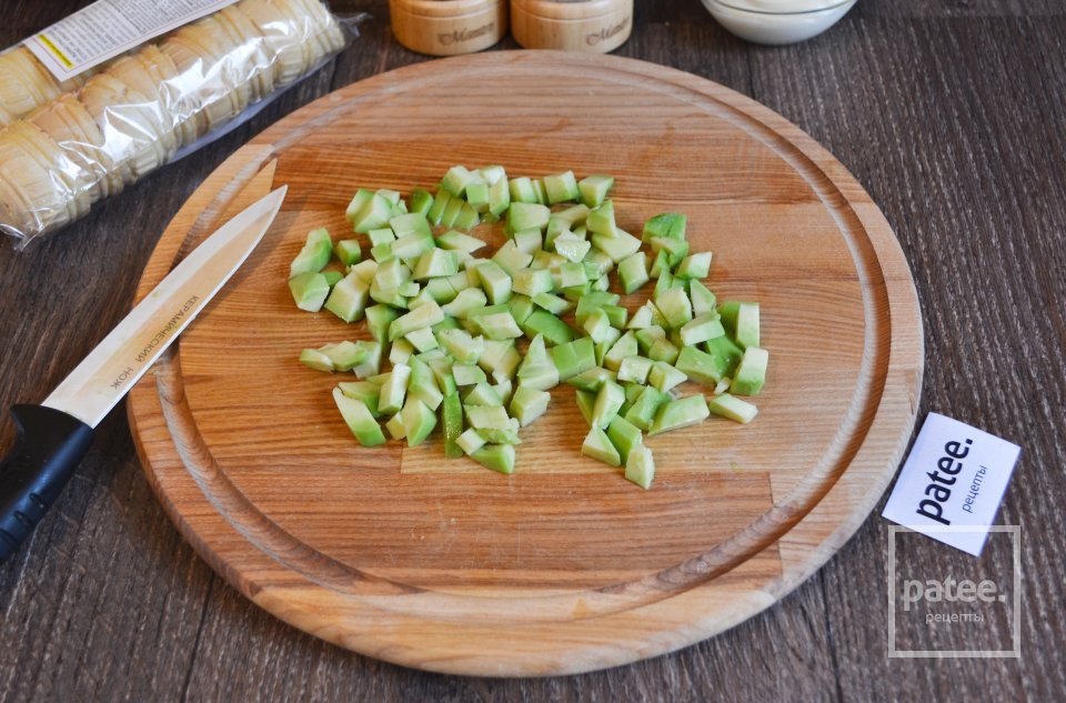 Закусочные тарталетки с салатом из авокадо - Шаг 5