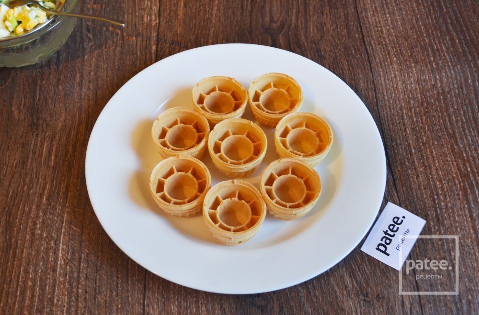 Закусочные тарталетки с салатом из авокадо - Шаг 11