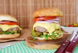 Бургер с котлетой из говядины