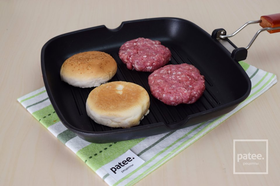 Бургер с котлетой из говядины - Шаг 4