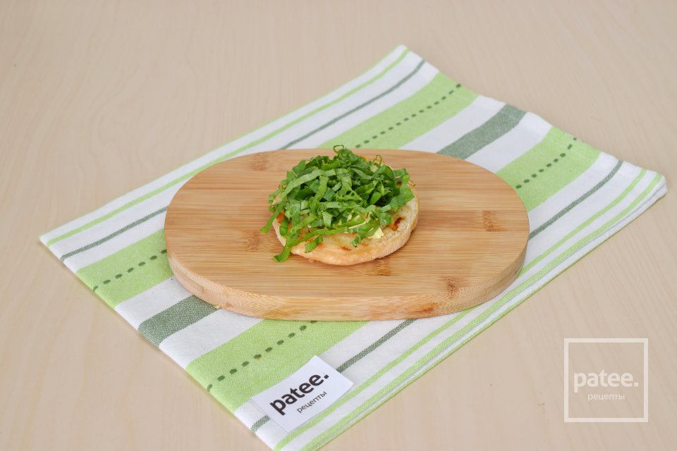 Бургер с котлетой из говядины - Шаг 8