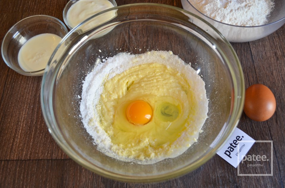 Капкейки с нежным кремом и итальянской меренгой - Шаг 6