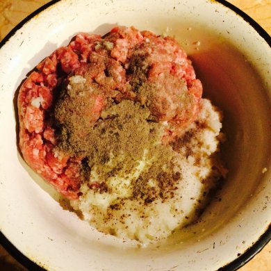 Свиные котлеты,запечённые с цветной капустой. - Шаг 1