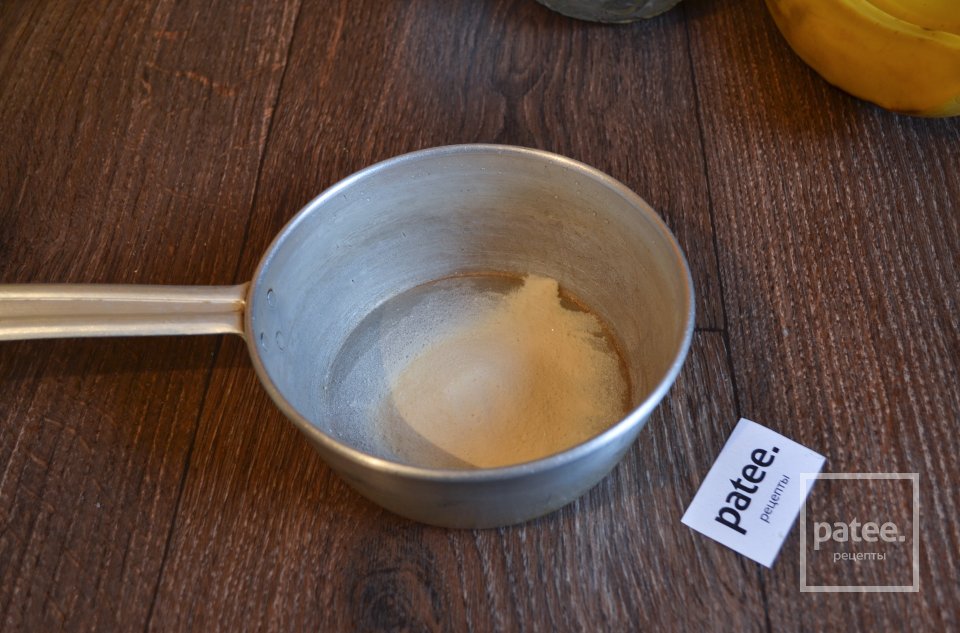 Шоколадный торт с йогуртовым муссом и эм-энд-эмсами - Шаг 13