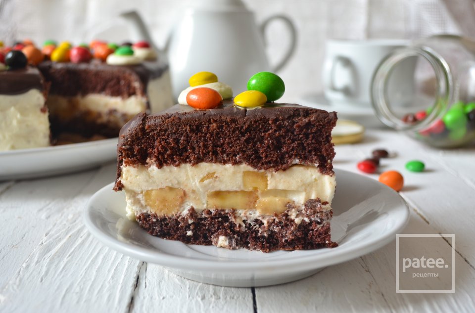 Шоколадный торт с йогуртовым муссом и эм-энд-эмсами - Шаг 27