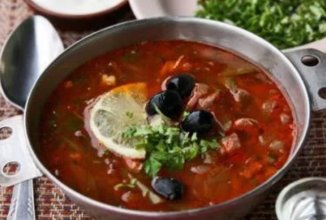 Солянка сборная мясная