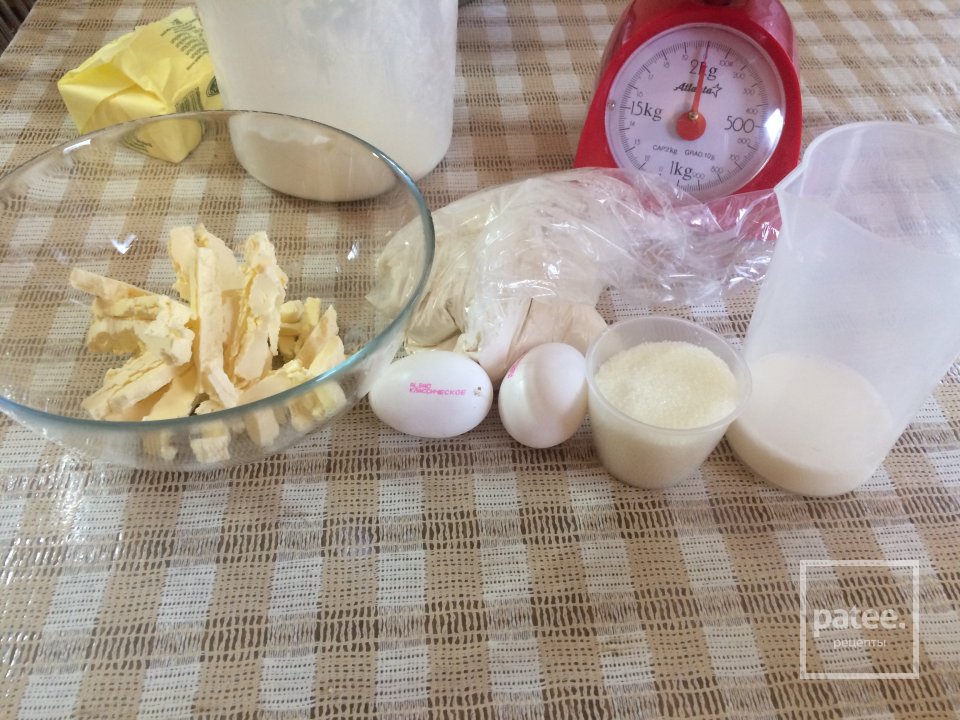 Творожной-ягодный пирог - Шаг 1