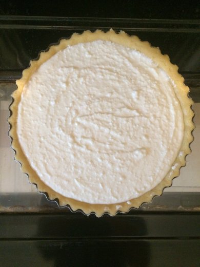 Творожной-ягодный пирог - Шаг 4