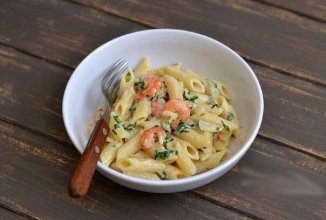 Паста с креветками в чесночном соусе