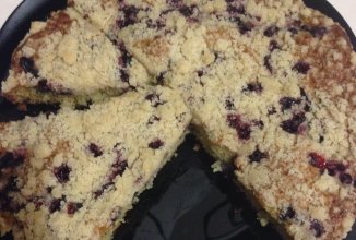 Брусничный пирог