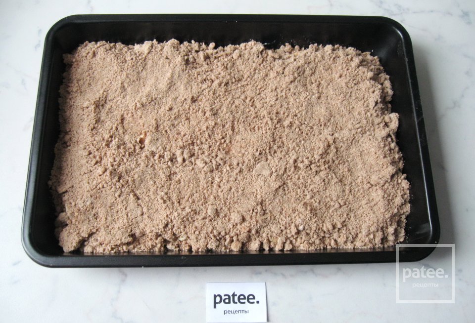 Пирог из шоколадной крошки с творогом - Шаг 13