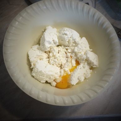 Сырники с манкой "любимые" - Шаг 2