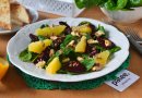 Салат из запеченной свеклы со шпинатом и апельсином