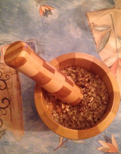 Творожная запеканка с фруктами, шоколадом и орехами - Шаг 4