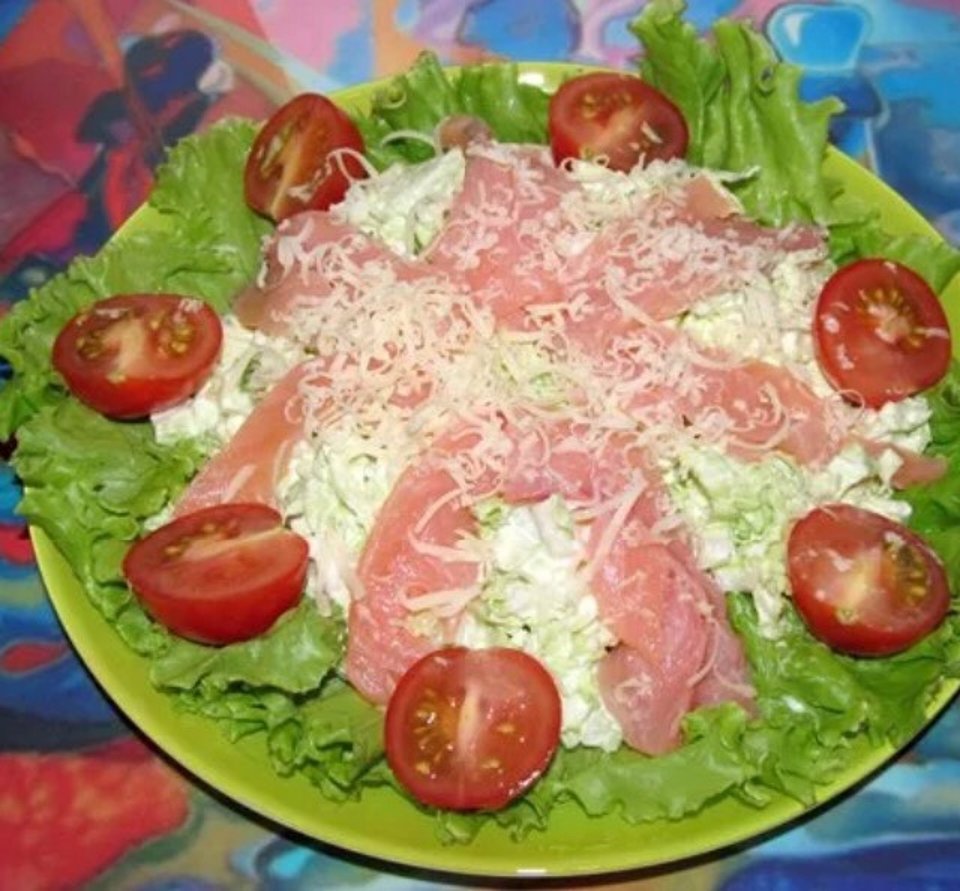 Салат с пекинской капустой и семгой рецепт с