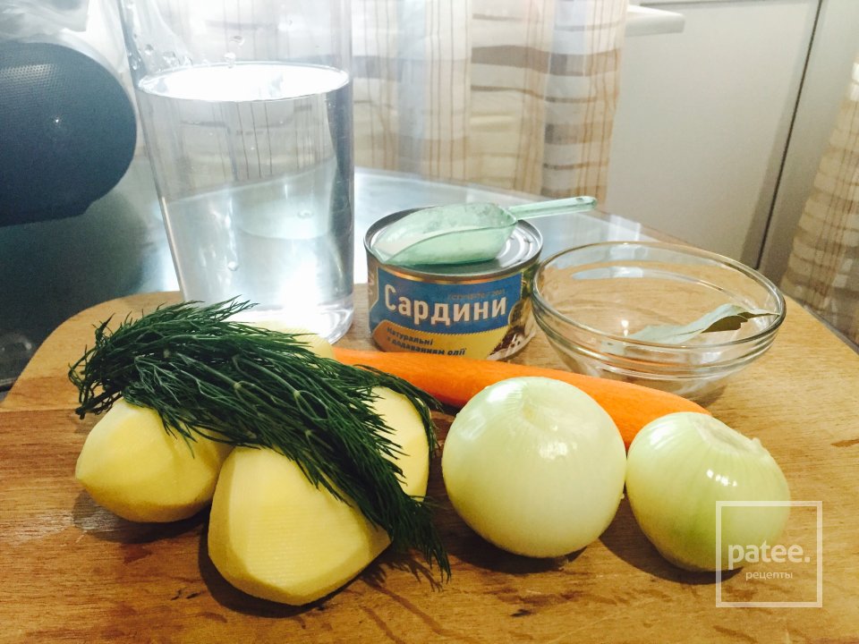 Легкий суп из консервы 🍵🐟 - Шаг 1