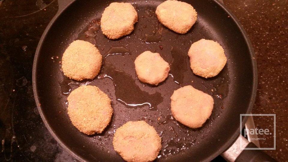 Куриные котлетки "нежные пышки" - Шаг 2