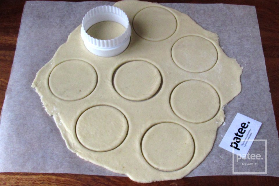 Новогоднее печенье Тающие снеговики - Шаг 11