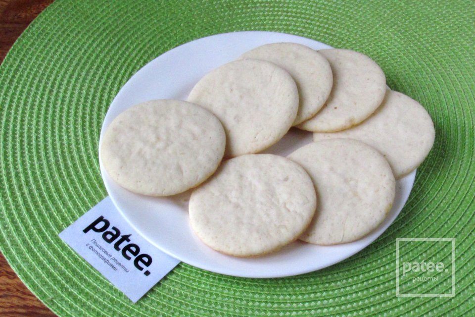 Новогоднее печенье Тающие снеговики - Шаг 13