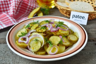 Картофельный салат с горчичной заправкой