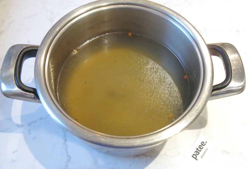 Холодец из говяжьей голени и курицы - Шаг 8