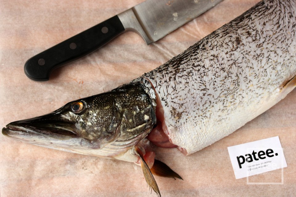 Щука фаршированная грибами и овощами - Шаг 2