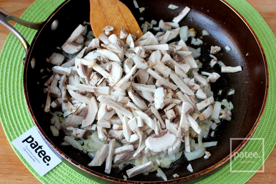 Жульен из рыбы с грибами - Шаг 7