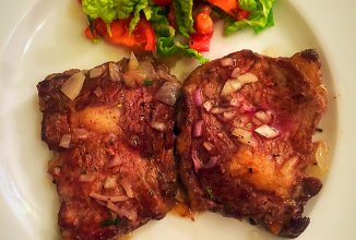 Сочные стейки говядины )