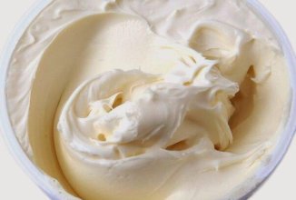 Нежный крем , напоминающий пломбир