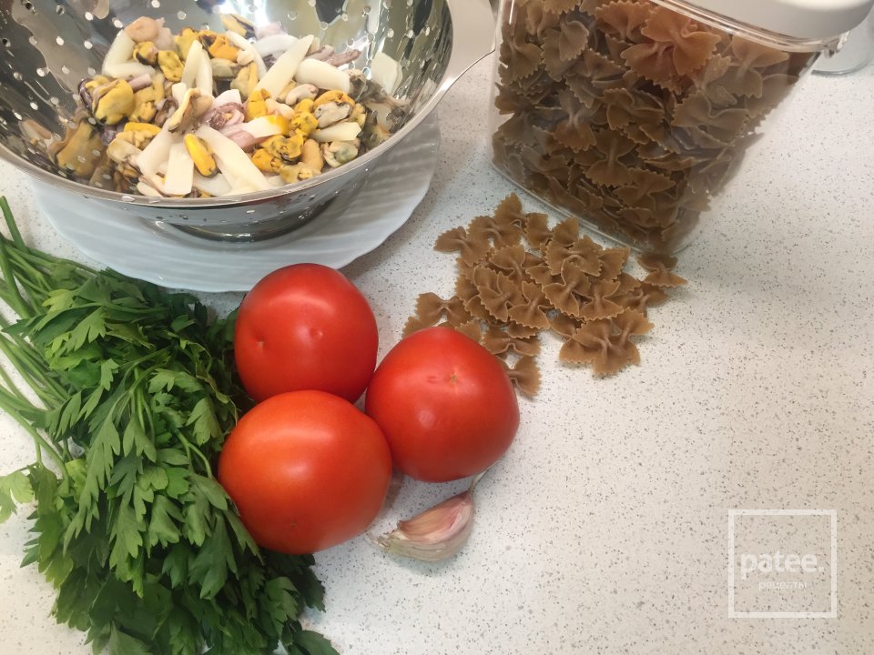 Паста с морепродуктами - Шаг 1